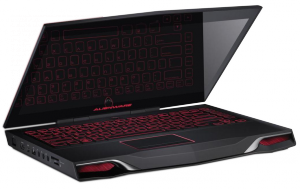 DELL Alienware M17x 17,3 WideFHD (1920 x 1080) i7-3610QM 8GB (1600MHz) 500GB (7200rpm)2GB GTX660M Win7 HP ENG RED