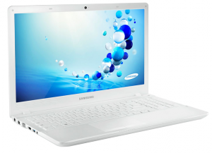 SAMSUNG Ativ Book 4, NP450R5E, 15.6 LED Matt 1366x768, Core™ i3-3120M Processzor, 2.50 GHz, 4GB, 500GB, HDMI, DSUB, NVIDIA GF 710M 2GB DDR3, Win 8-64bit, 3cell, fehér