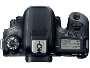Canon EOS 77D váz + EF-S 18-55mm IS STM objektív