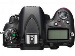Nikon D7200 fekete fényképezőgép + 18–140mm AF-S DX NIKKOR VR