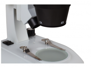 Bresser Researcher ICD LED 20x-80x mikroszkóp