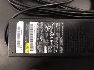 Fujitsu LifeBook 80W használt adapter (töltő) 19V 4.22A CP410715-01