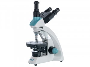 Levenhuk 500T POL trinokuláris mikroszkóp