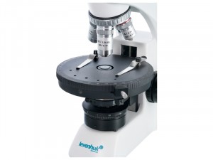 Levenhuk 500T POL trinokuláris mikroszkóp