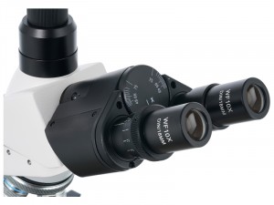 Levenhuk D900T digitális trinokuláris mikroszkóp
