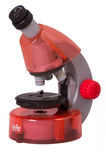 Levenhuk LabZZ M101 Piros mikroszkóp - Német könyvvel