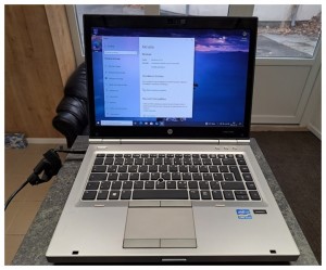 HP Elitebook 8470P 14,1 i5-3360M Processzor, 4GB, 320GB HDD, 3G, DVD, CAM, ATI Radeon, Windows 10 Pro, ezüst használt laptop