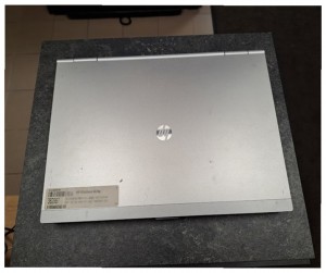 HP Elitebook 8470P 14,1 i5-3360M Processzor, 4GB, 320GB HDD, 3G, DVD, CAM, ATI Radeon, Windows 10 Pro, ezüst használt laptop