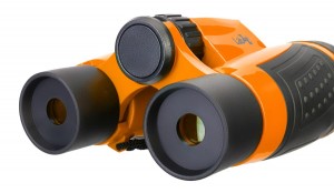 Levenhuk LabZZ WTT10 narancssárga walkie-talkie és kétszemes távcső készlet