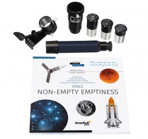 Discovery Spark 769 EQ teleszkóp Angol könyvvel