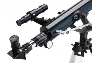 Discovery Spark 607 AZ teleszkóp Magyar könyvvel