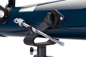 Discovery Sky T76 teleszkóp könyvvel