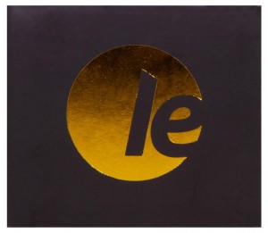 Levenhuk Atom 10x42 egyszemes távcső
