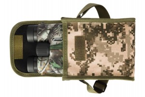 Levenhuk Camo 10x42 kétszemes távcső irányzékkal (Moha)
