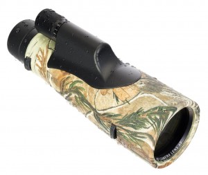 Levenhuk Camo 10x56 egyszemes távcső irányzékkal (Fenyő)