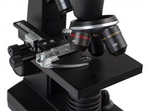 Bresser LCD 50x-2000x mikroszkóp