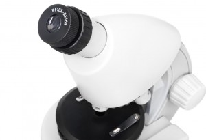 Discovery Micro Polar mikroszkóp és könyv
