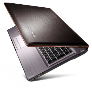 Lenovo IdeaPad Y570A (Intel® Core™ i3 Processzor/2330M/4GB/500GB/NVIDIA 2GB/Windows 7/Fekete metál)