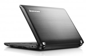 Lenovo Ideapad 15,6 HD LED Y560P - 59-070040
